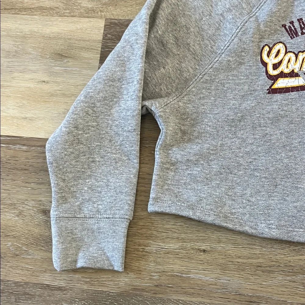 NWT NFL Washington Commanders Girls Cropped Sweatshirt Grey Size S (6/6X)